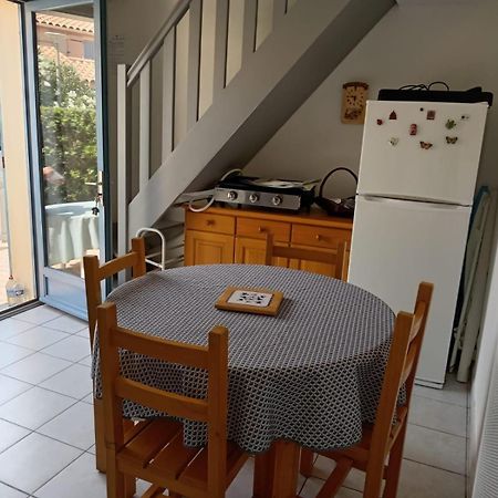 Maison Avec Terrasse Et Piscine Dans Residence A 6Min De La Plage Сен Мари ла Мер Екстериор снимка